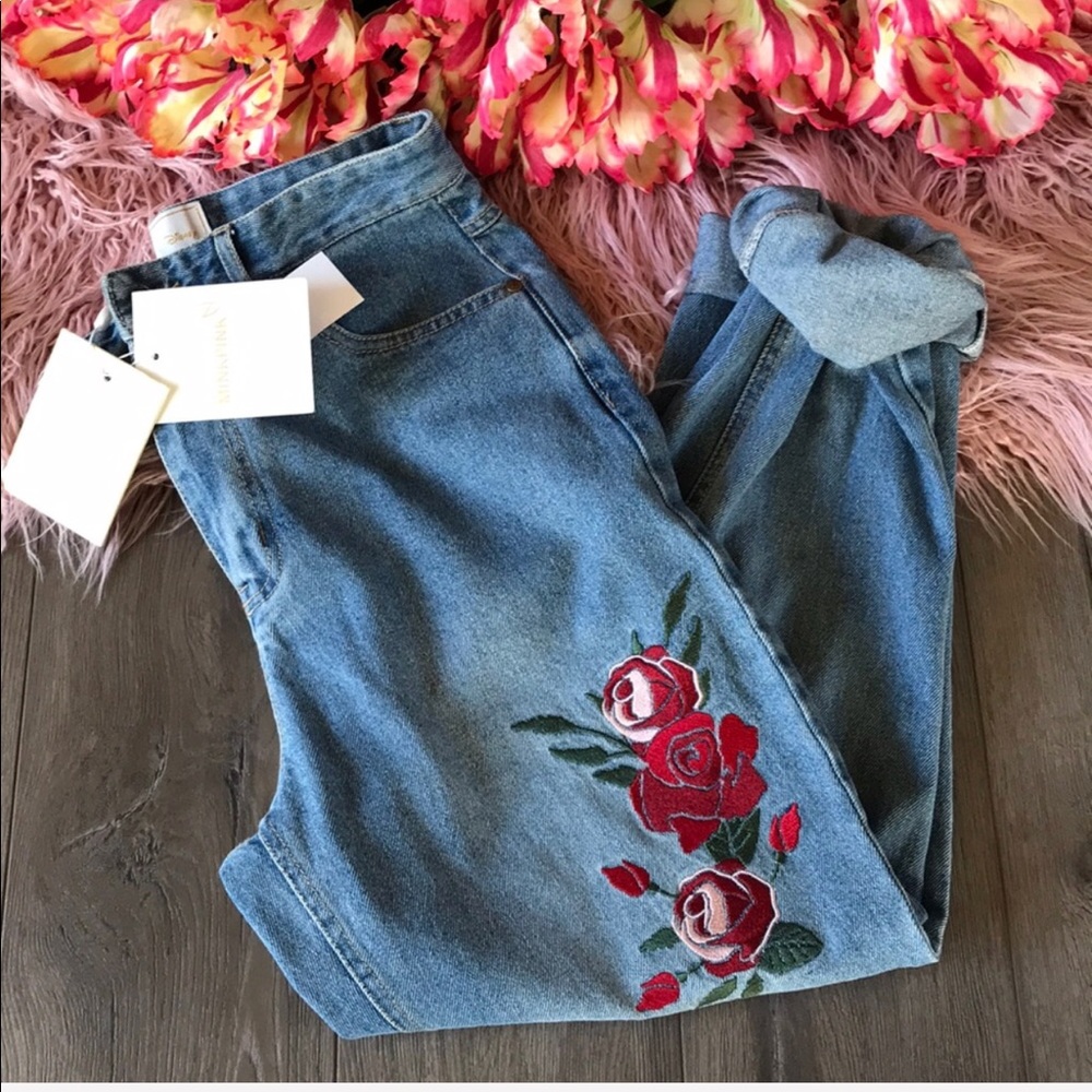 NWT👖Minkpink embroidery jeans - Picture 5 of 7